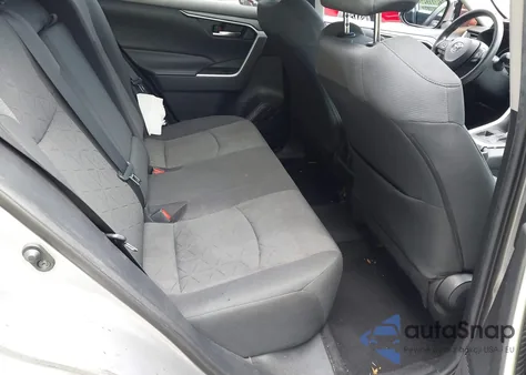 2021 Toyota Rav4 Xle/Xle Premium z USA, uszkodzony, nr VIN 2T3W1RFV0MW133860